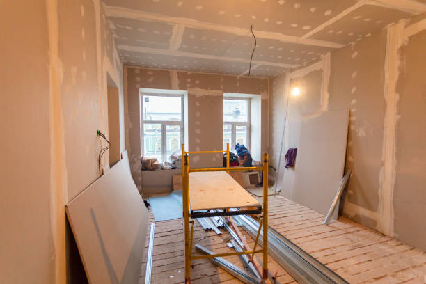 Best Mold Damage Restoration  in Selah, WA